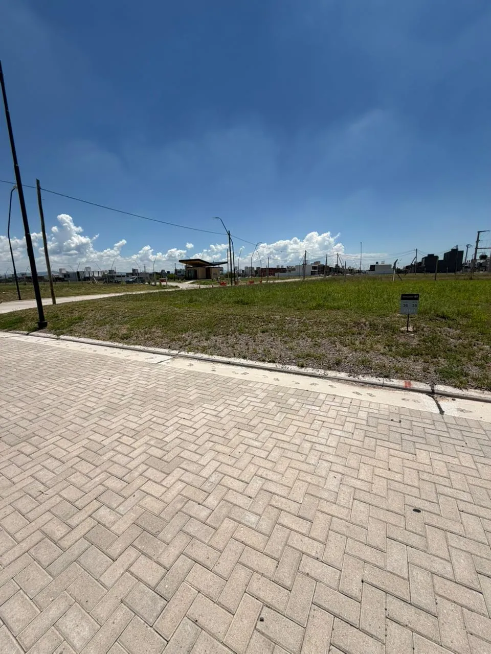 Lote en Abras de Manantiales. 417 mts APTO DUPLEX