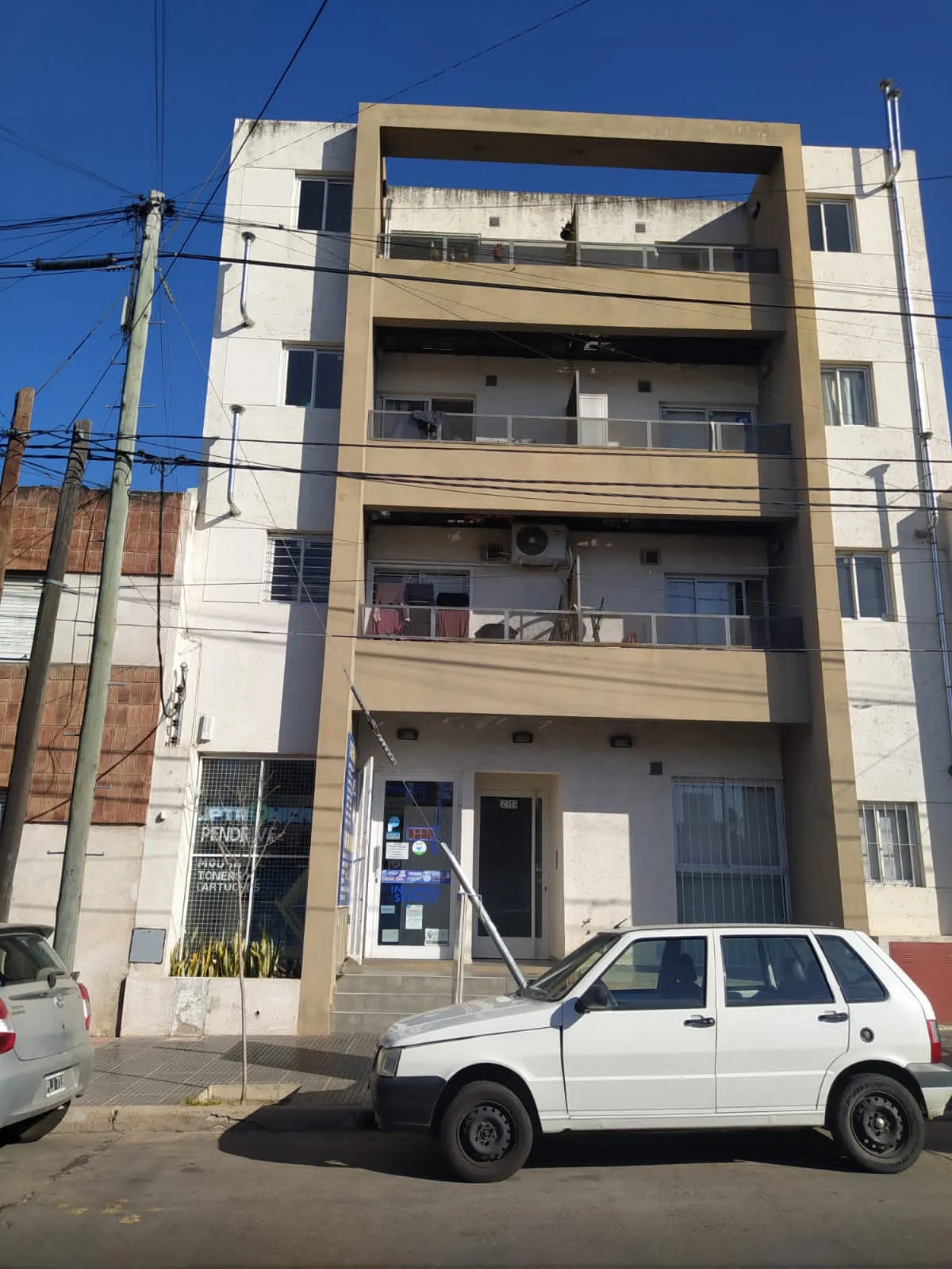 LOCAL S/ CASEROS C/ RENTA!! FINANCIACION