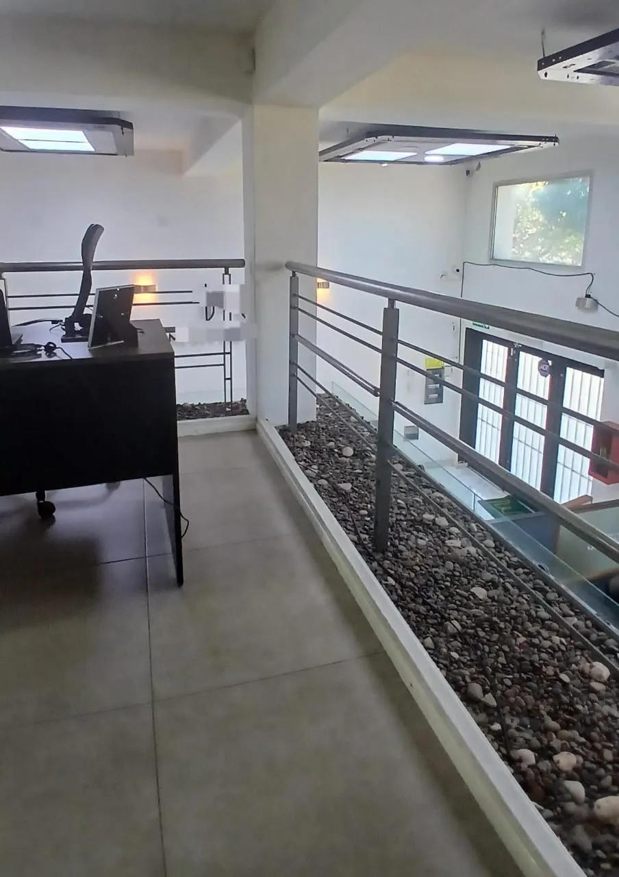 GRAN OFICINA EN VENTA BARRIO ALTA CORDOBA