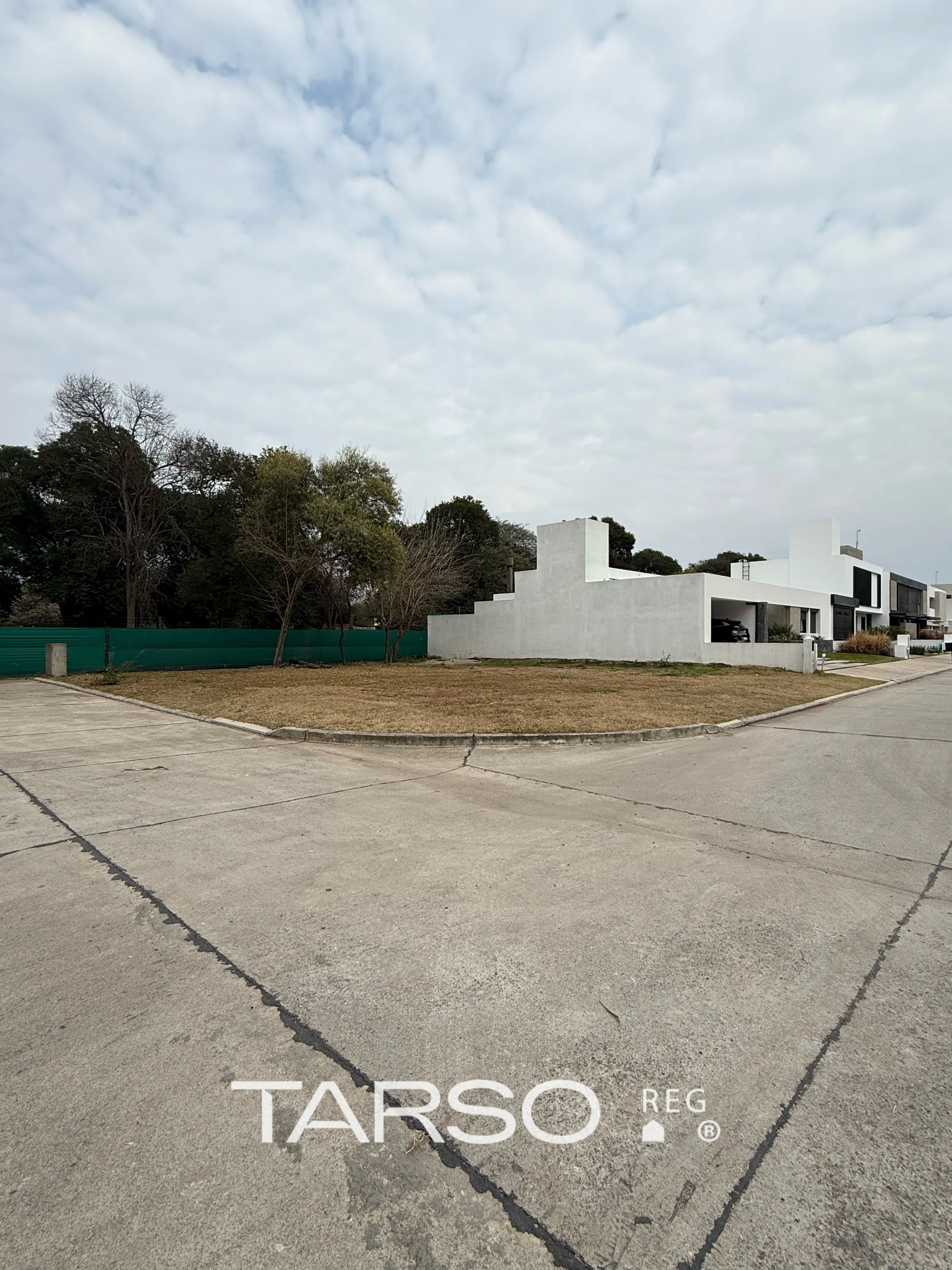 Lote único en venta de 360m2 en Cañuelas Chico