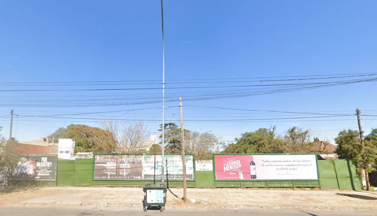 Villa Belgrano - Terreno apto desarrollo sobre Laplace