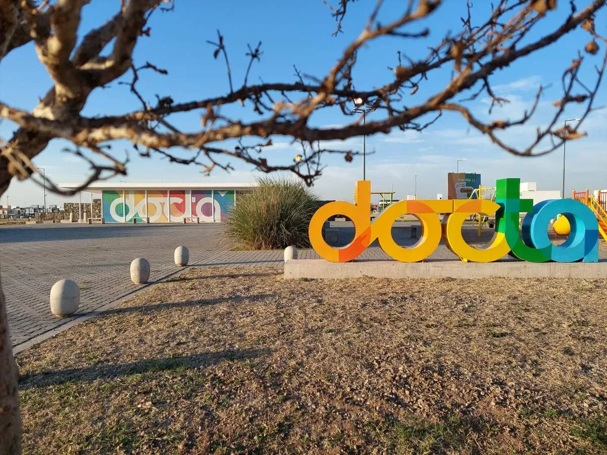 Lote DOCTA PARQUE   Apto Comercio  600 mts. APTO 6 UNIDADES