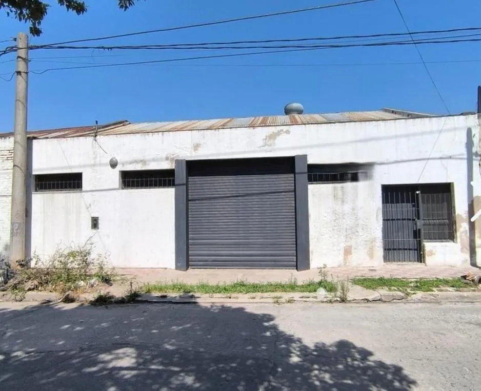 GALPÓN EN VENTA - B YAPEYÚ