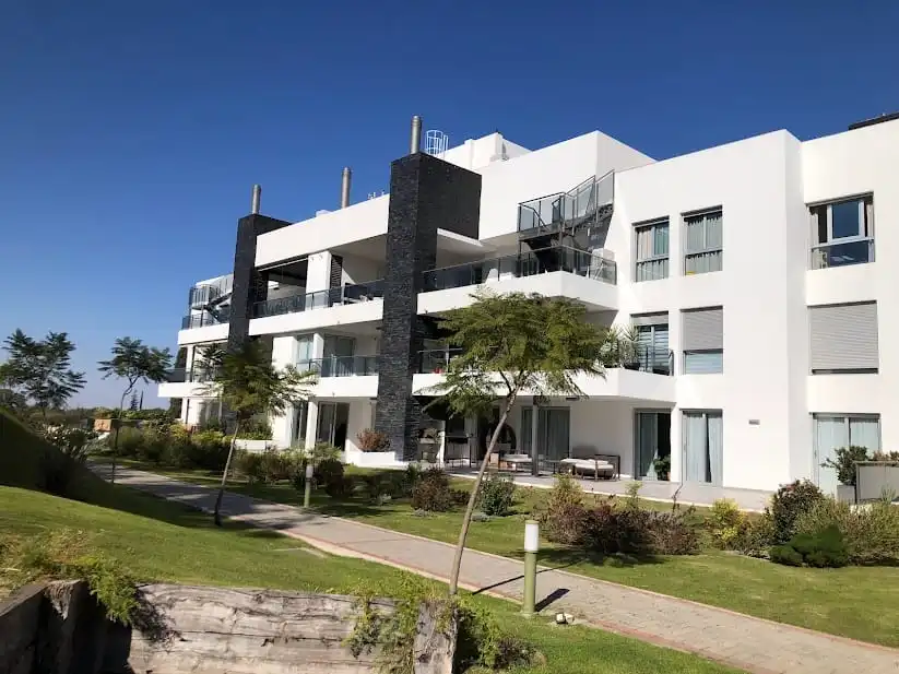 VENDO DEPARTAMENTO 2 DORMITORIOS CASONAS DEL GOLF