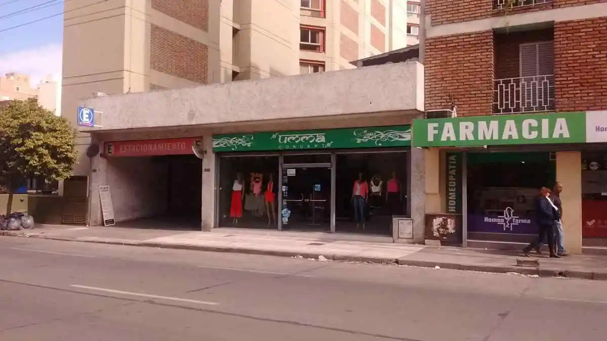 COLON 1100 PARKING 32 LUGARES + LOCAL COMERCIAL VENTA CENTRO