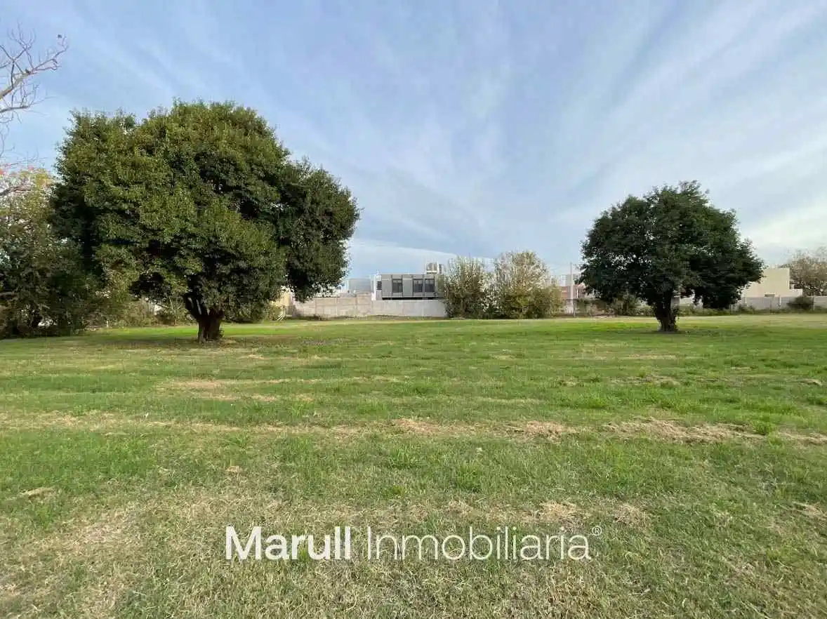 Lote en Jardin de las Tejas II