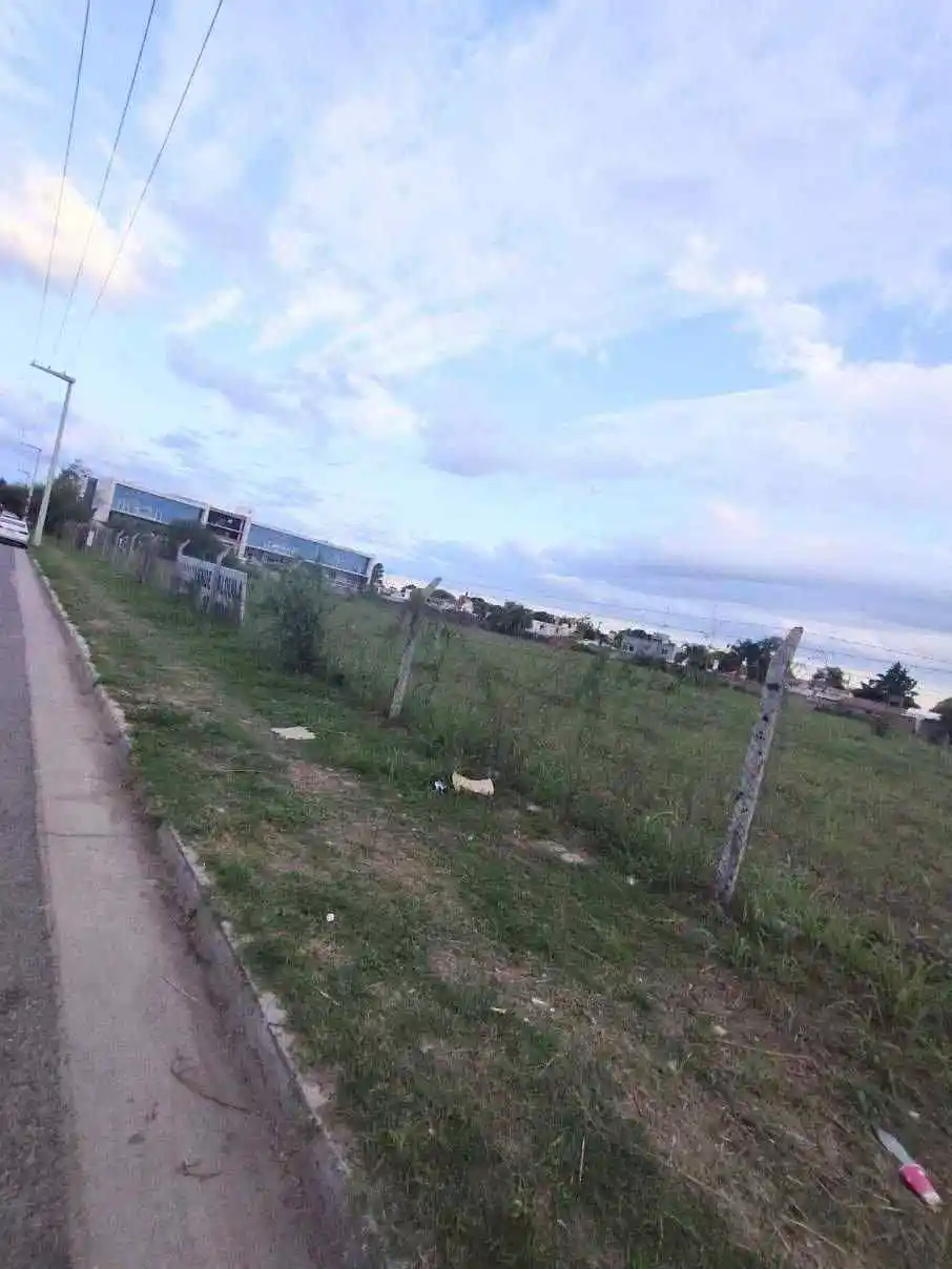 Terreno en venta Barrio Poeta Lugones