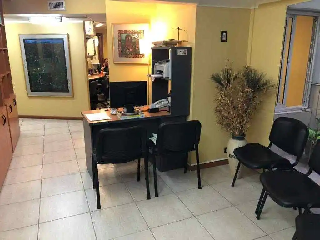 Oficina en Venta de 120m2 en el Centro
