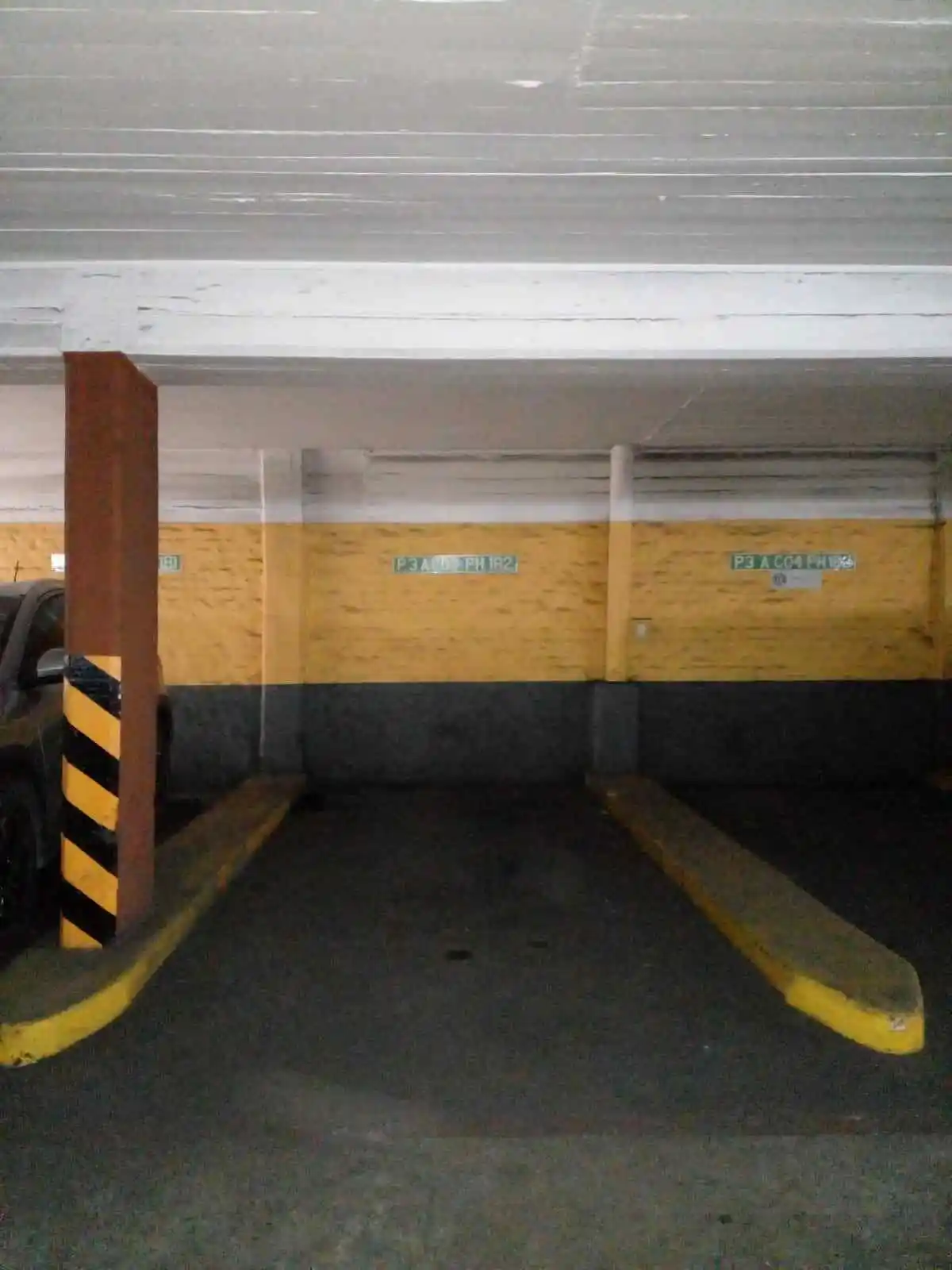 COCHERA VENTA  San Jerónimo 241 EXCELENTE UBICACIÓN Seguridad 24hs