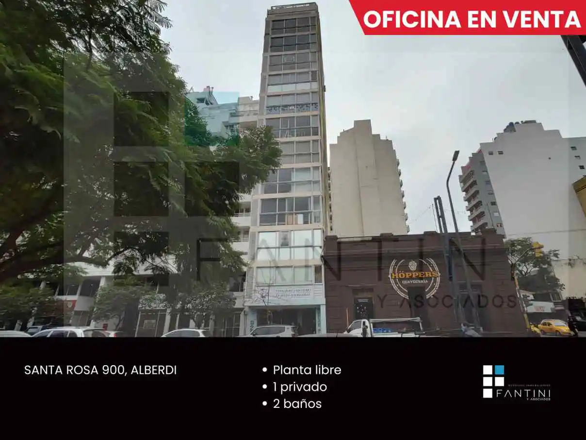 Venta Oficina Alberdi. Frente a la Plaza. 100m2. Baños privados. Santa Rosa 900