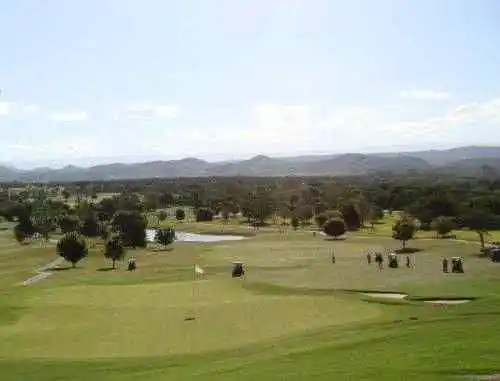 VALLE DEL GOLF - MEJOR ZONA - 800 M2 - ETAPA 2° - LOTE PLANO