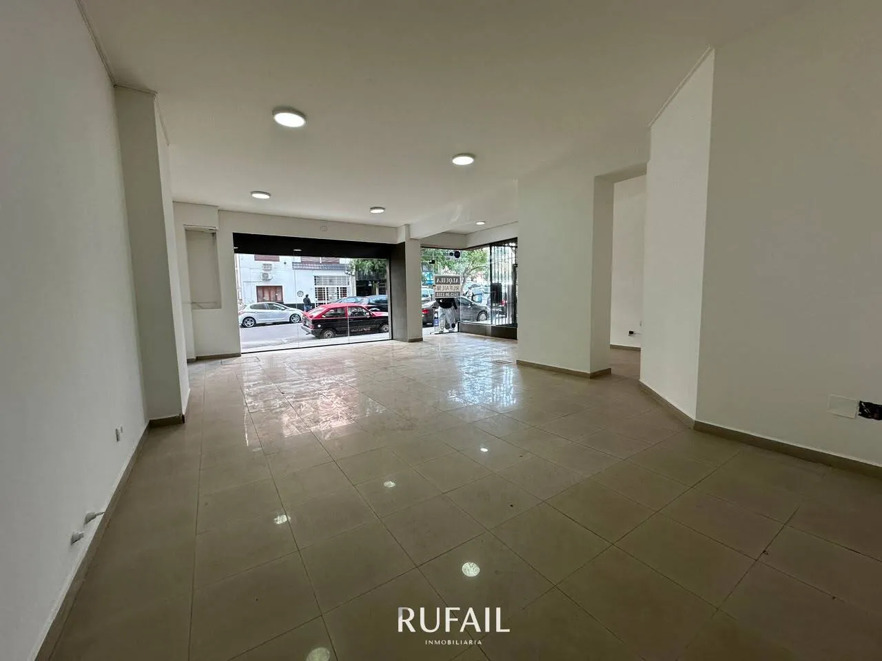 LOCAL EN ALQUILER 200M2 NUEVA CBA, SALGUERO AL 700 , 2 PLANTAS