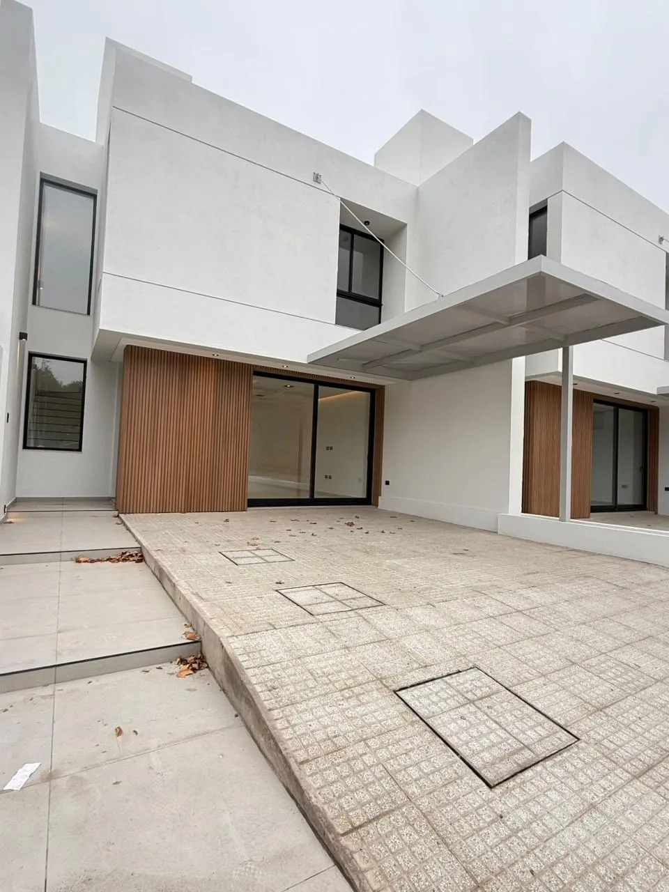 VENTA DUPLEX DE CATEGORIA DE 3 DORM  A ESTRENAR -  CAMPO CHICO URBANIZACION RESI...