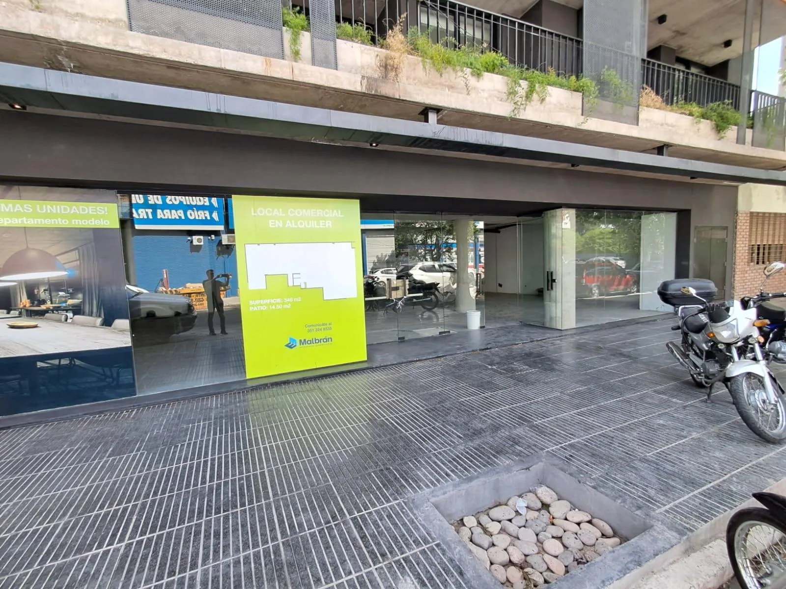 EN ALQUILER Local comercial A ESTRENAR  340 m2 Bº Gral. Paz Esquiu al 800