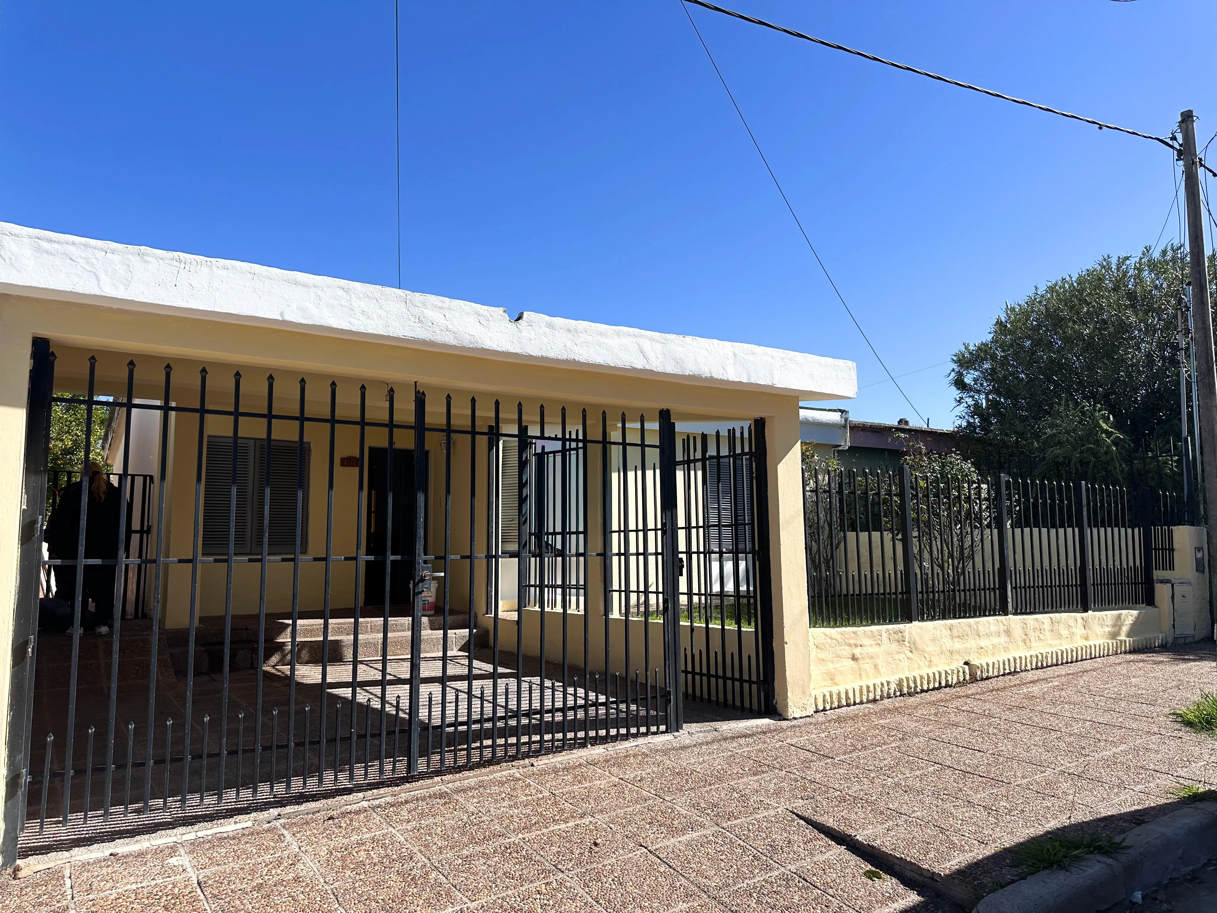 CASA EN ALQUILER BARRIO PARQUE DON BOSCO / 3 DORMITORIOS
