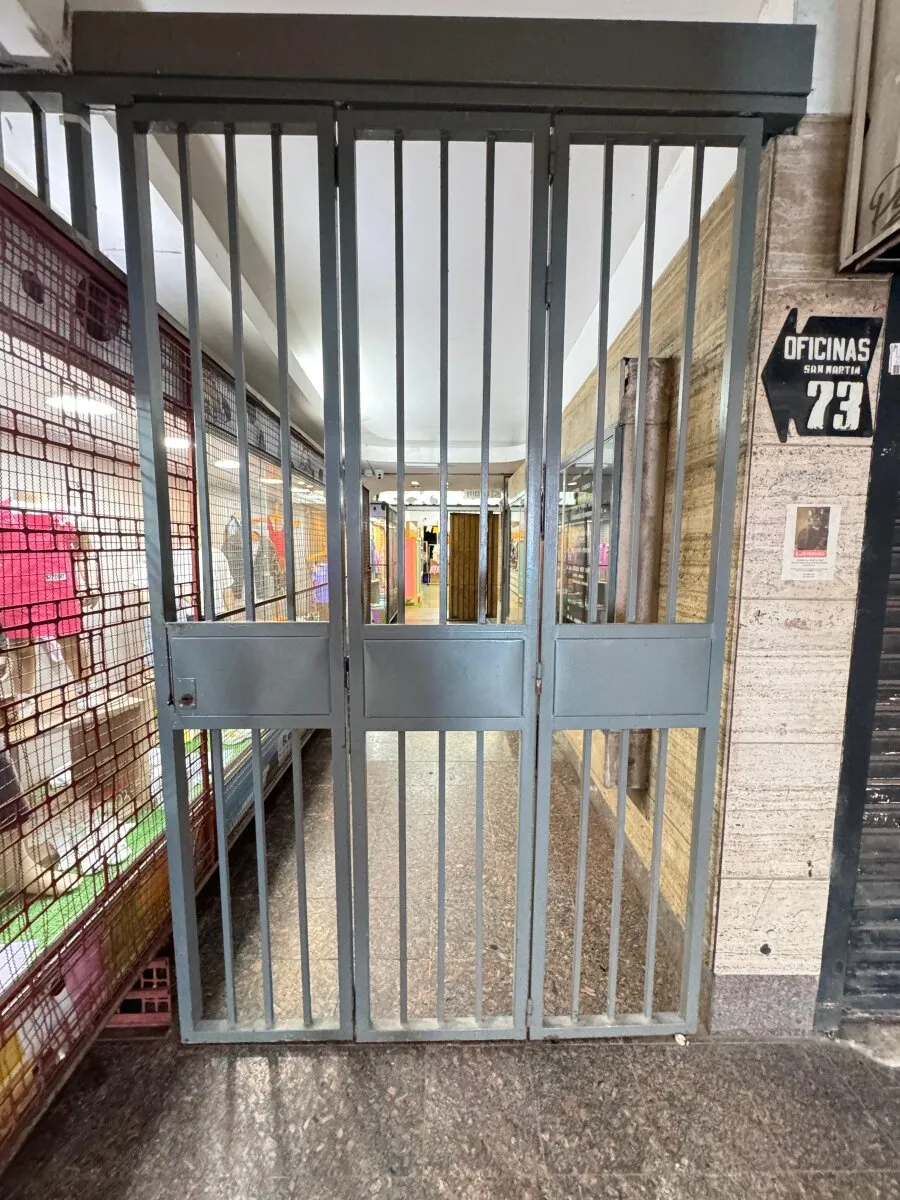 ALQUILER OFICINA EN LA PEATONAL DE CORDBA