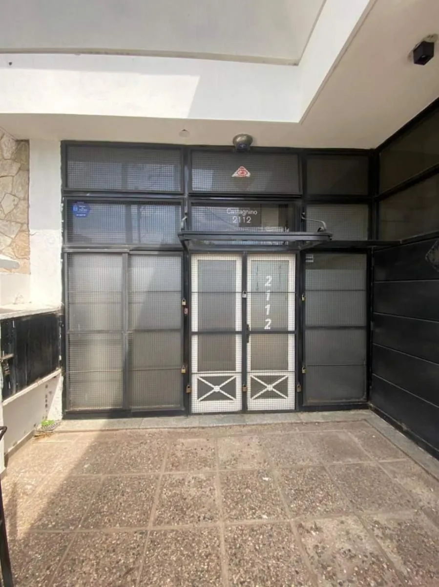 Apto Local Comercial Oficinas en el Cerro de las Rosas a metros de Rafael Nuñez