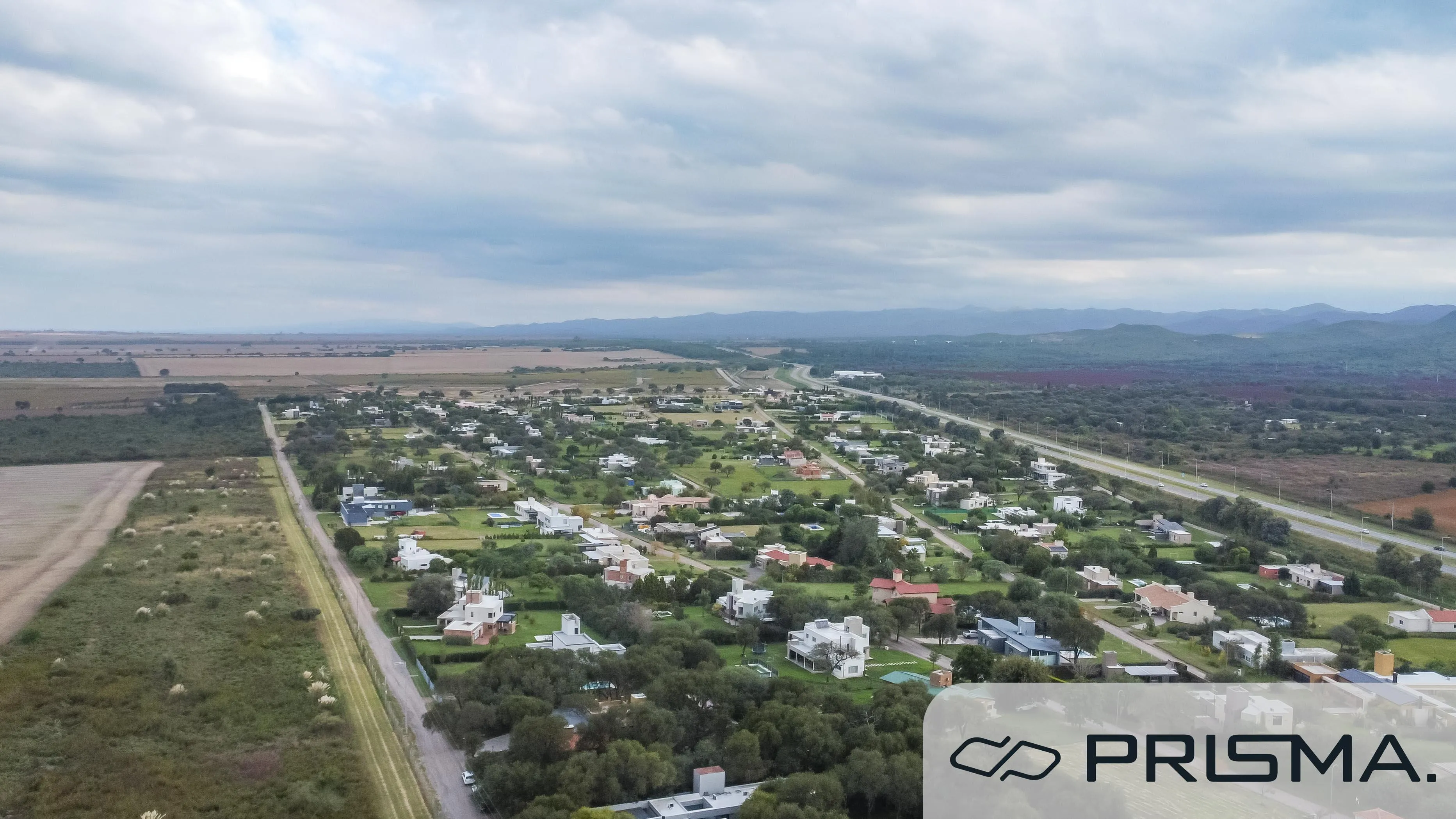 LOTE-4300M2- ESTACIÓN DEL CARMEN