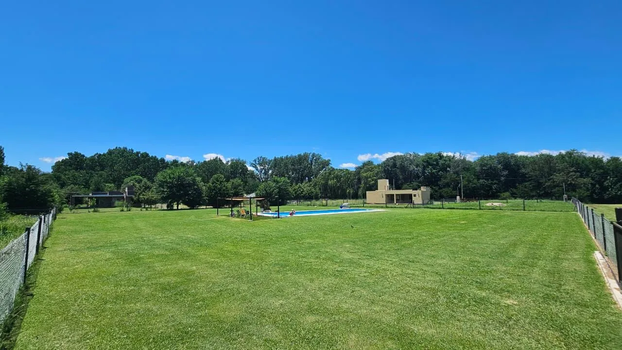 Cerquita del río para mayor tranquilidad