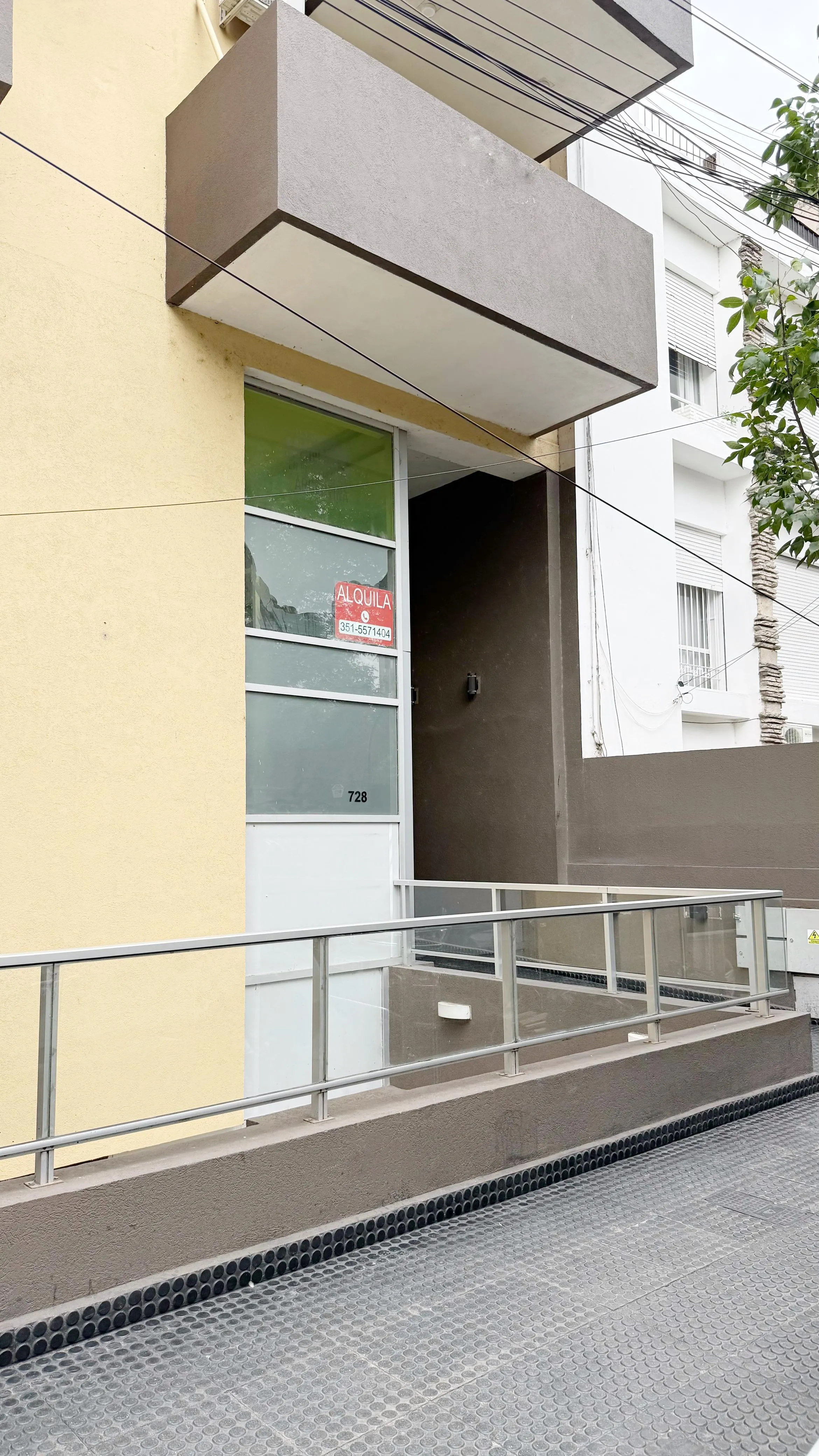 GUEMES S/CAÑADA GRAN LOCAL/OFICINAS 175M2