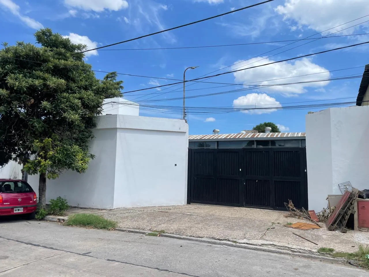 GALPON IDEAL GASTRONOMIA  CON OFICINAS, VESTIDORES Y PATIO