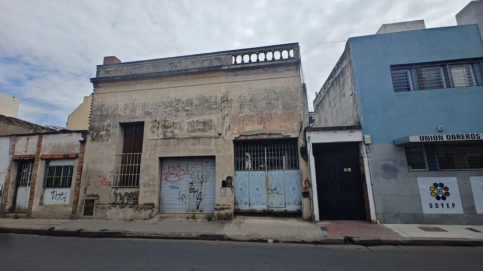Lote Estratégico en Alberdi (2.800 m²): Se Reciben Metros Cuadrados en Pago