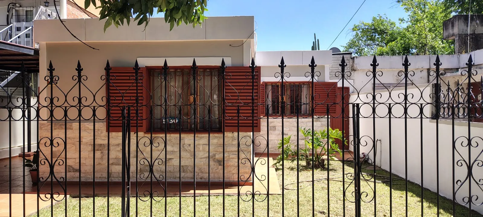 Imperdible!! Casa 4 dormitorios 2 baños- Excelente zona!!