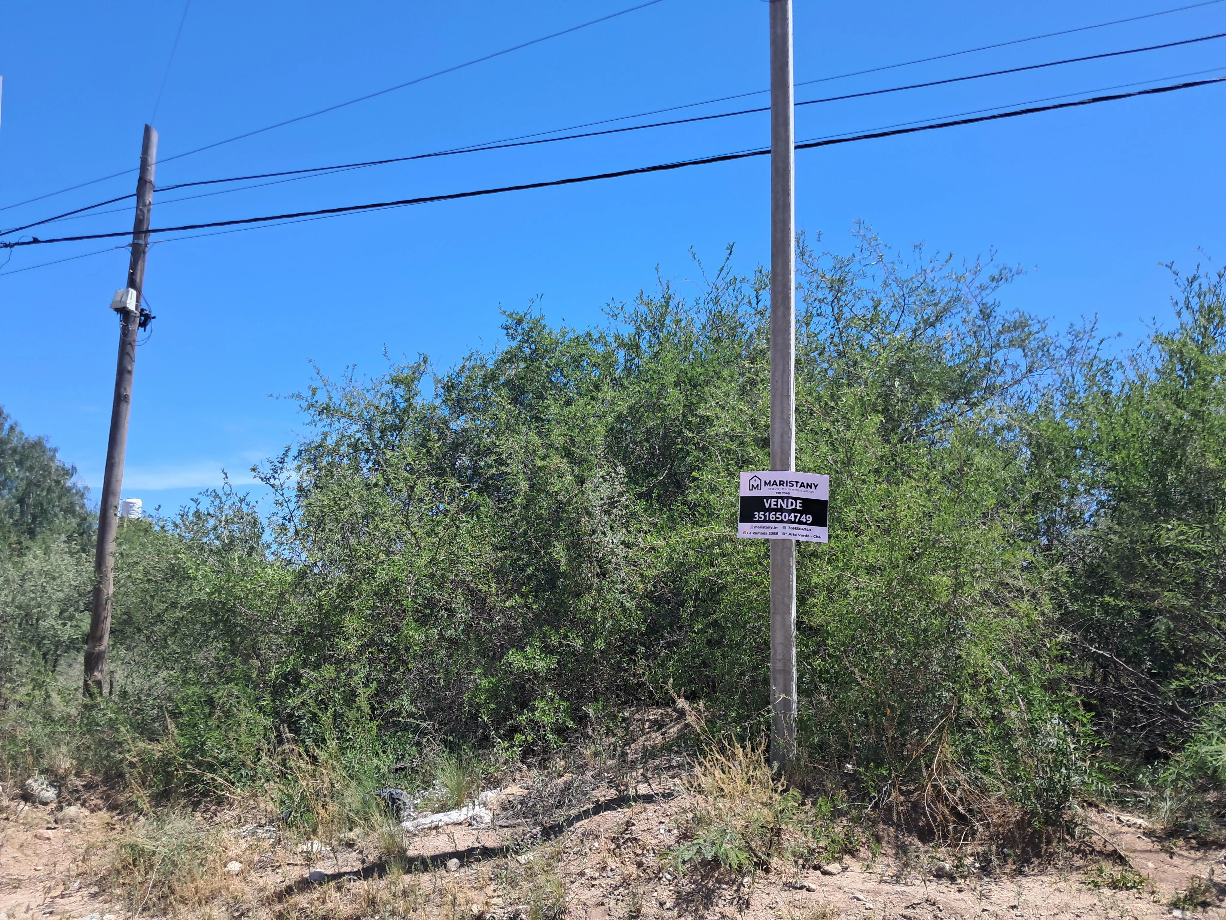 A 150 metros del Rio -Zona del Tubo-