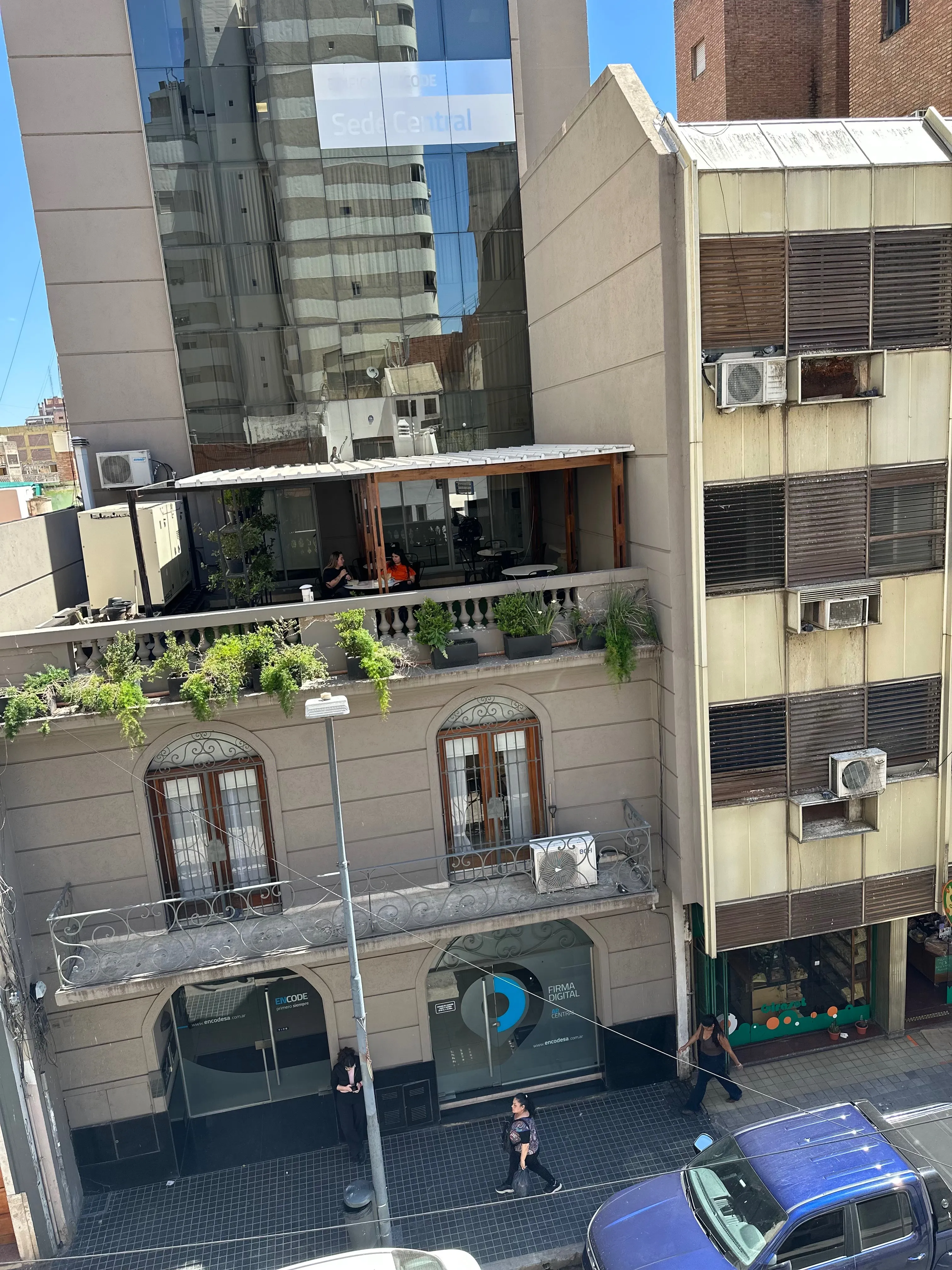 Oficina Zona Tribunales, con terraza privada!
