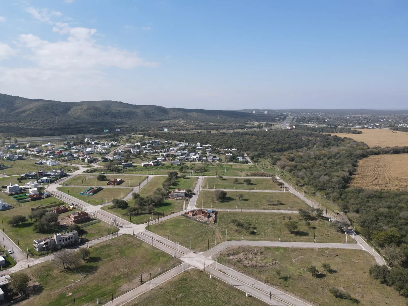 VENDO TERRENO 412 MTS B° TEJAS DEL SUR 4