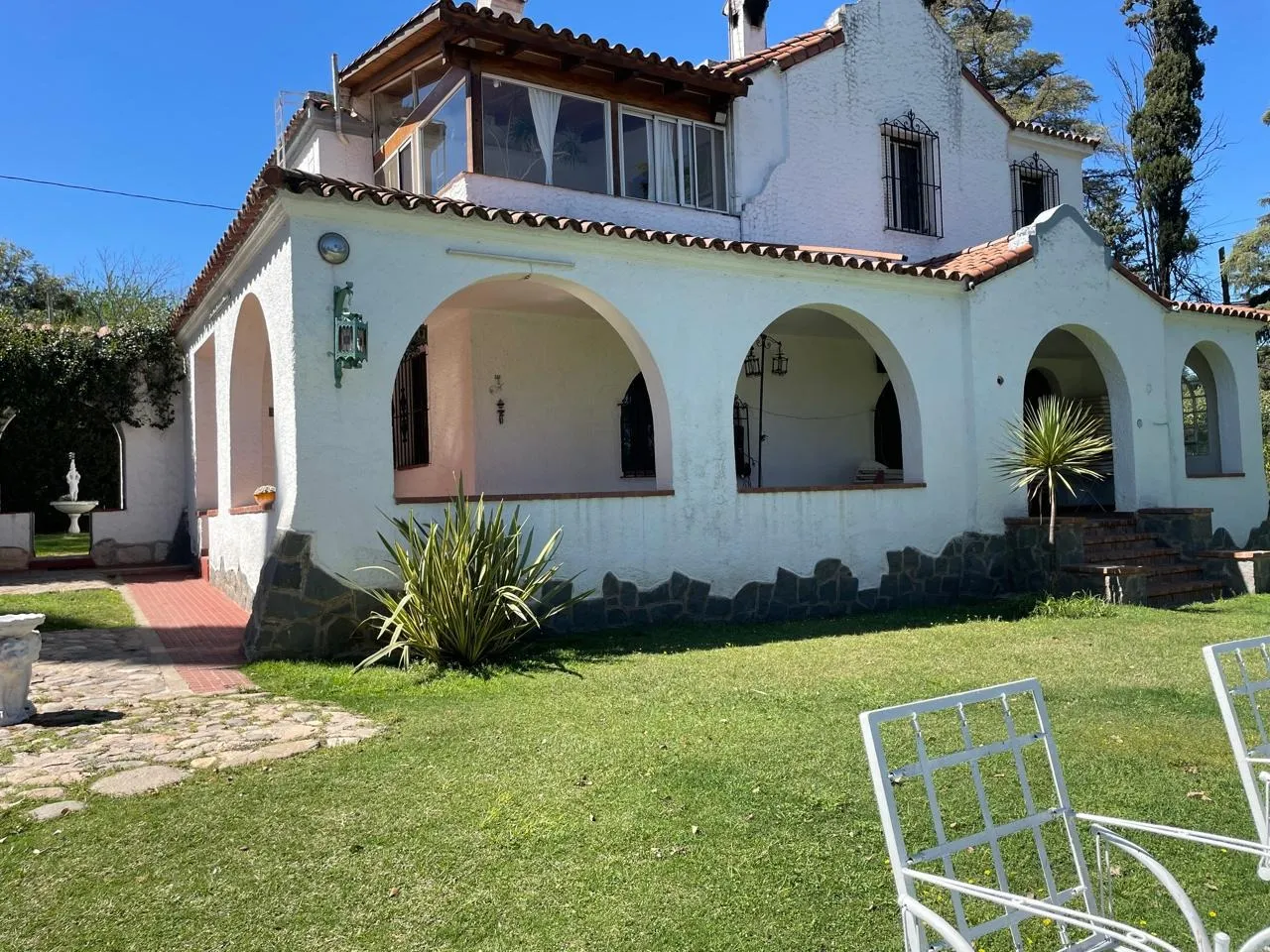 Se Vende gran casa en Unquillo!