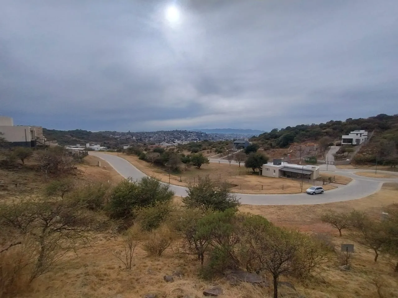 VENTA LOTE TERRENO 2.290M2 EN BARRIO VENTURIA CARLOS PAZ