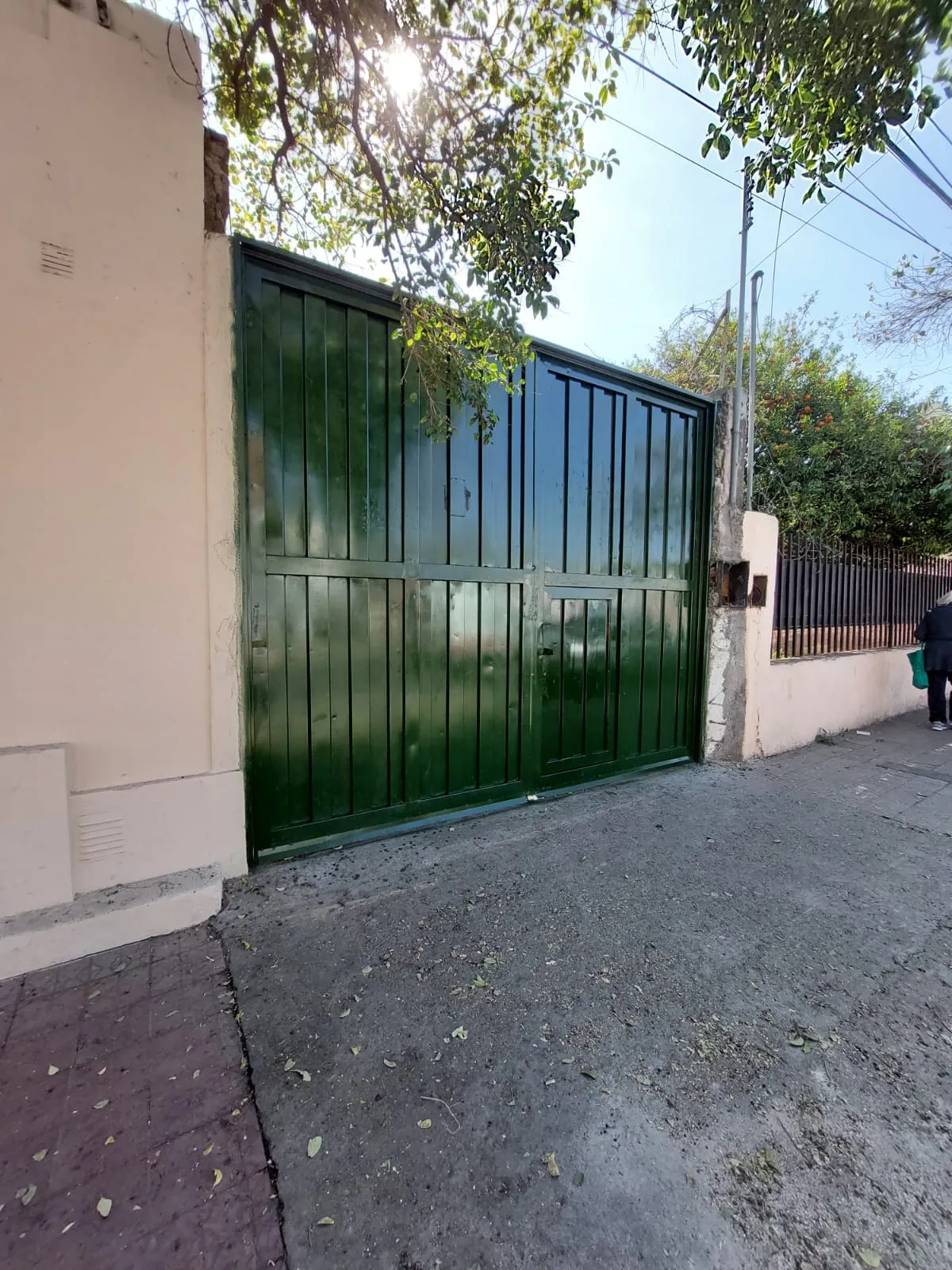 VENDEMOS GRAN OPORTUNIDAD DE INVERSION GALPON SOBRE AGUSTIN GARZON