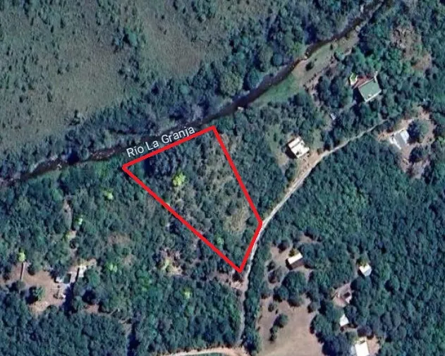 Lote en La Granja con costa propia al Río!!!