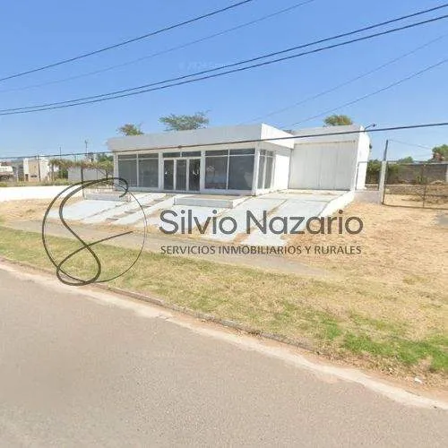 Venta Local comercial con galpón en Vicuña Mackenna