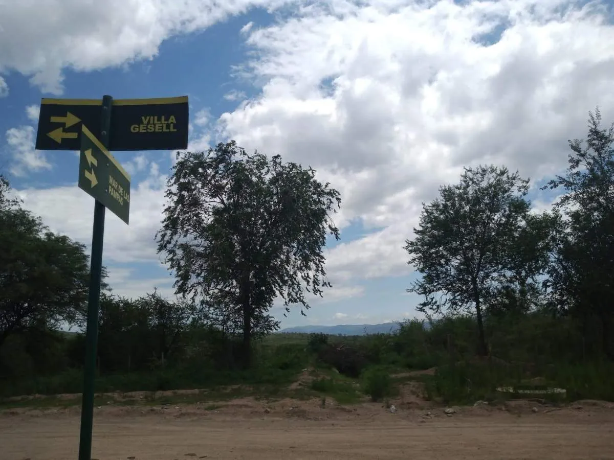VENTA TERRENO 4041 M2 - VILLA PARQUE SIQUIMAN