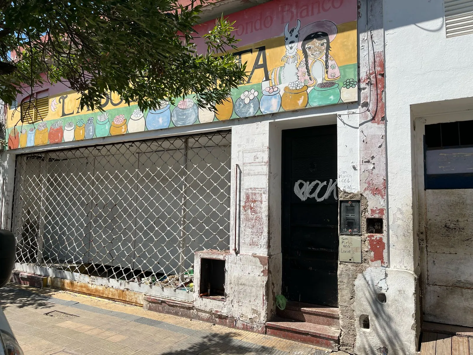 OPORTUNIDAD INVERSION DOS LOCALES EN CENTRO ZONA MERCADO NORTE