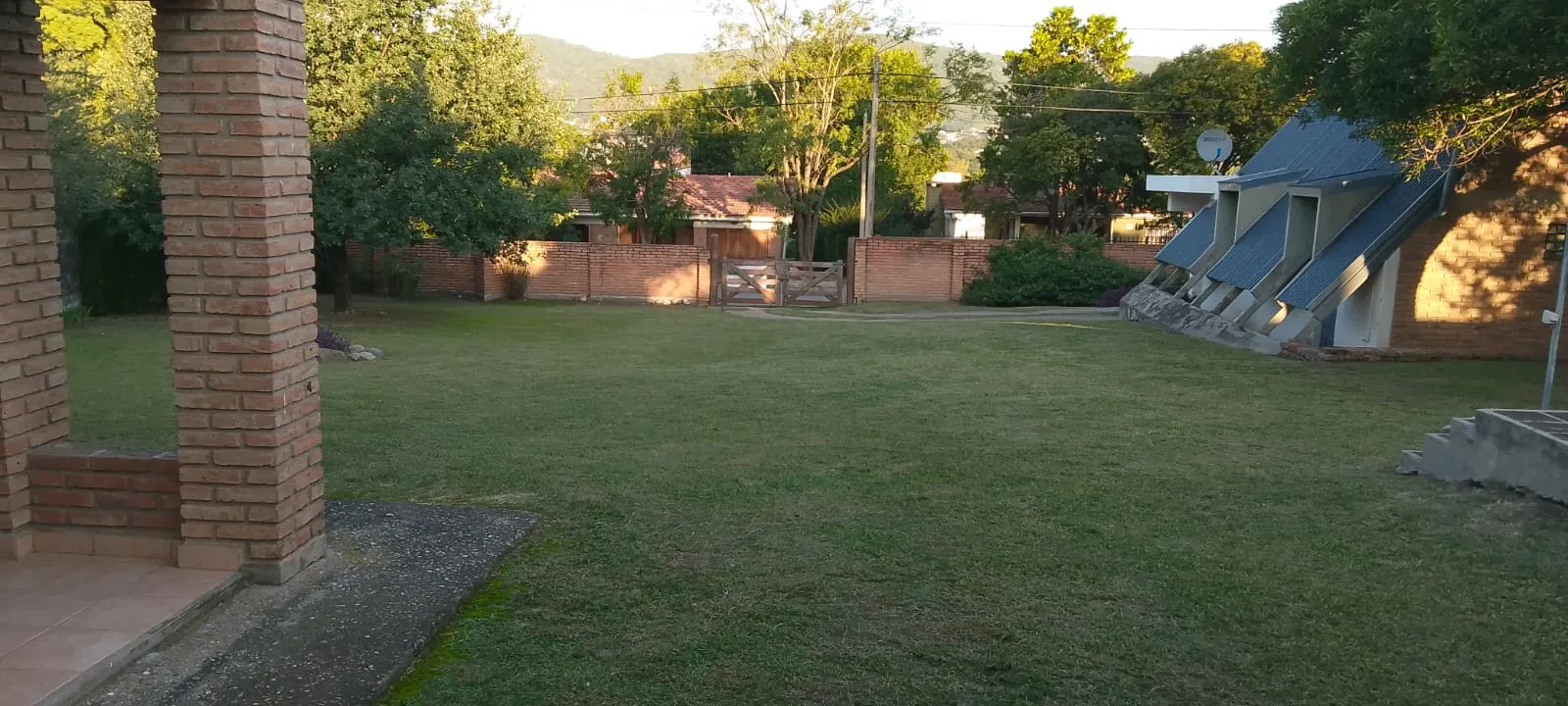 BUNGALOW