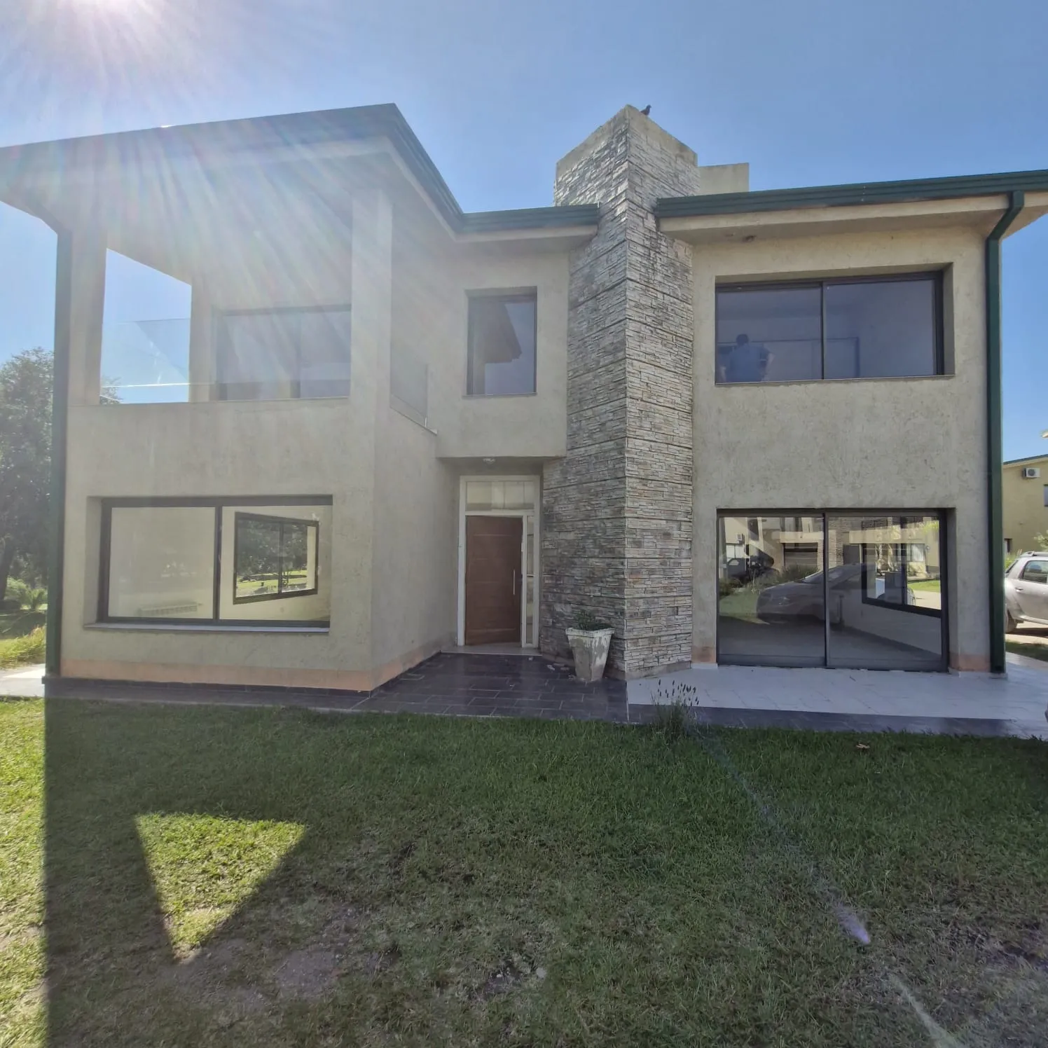 Gran duplex Housing en La Arbolada Hollywood