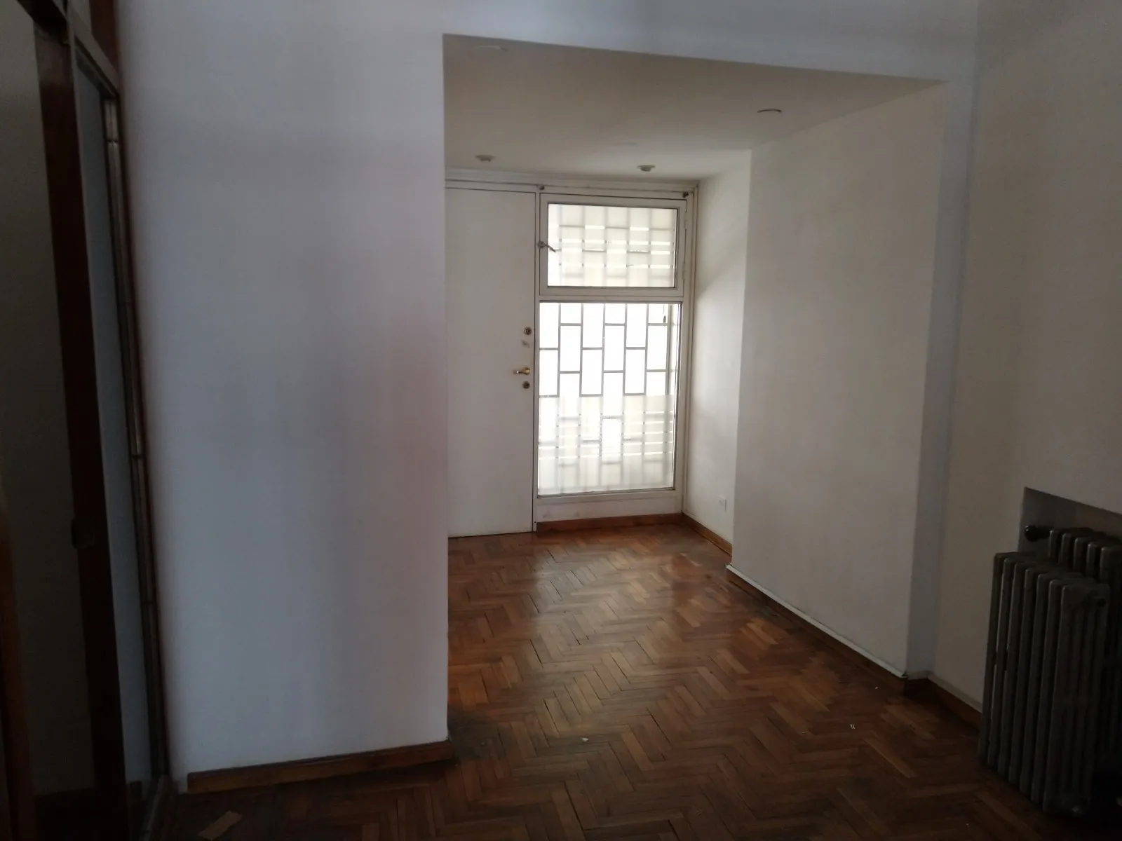 Oficina en venta- 25 de Mayo esq.Alvear-Centro