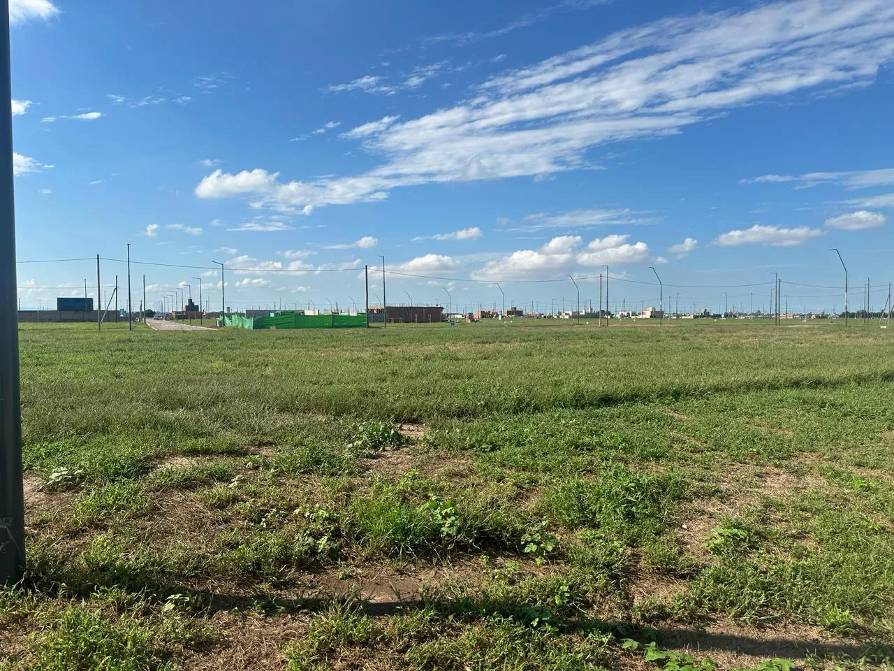 Lote en Venta Campos de Manantiales 350 Mts Apto Duplex