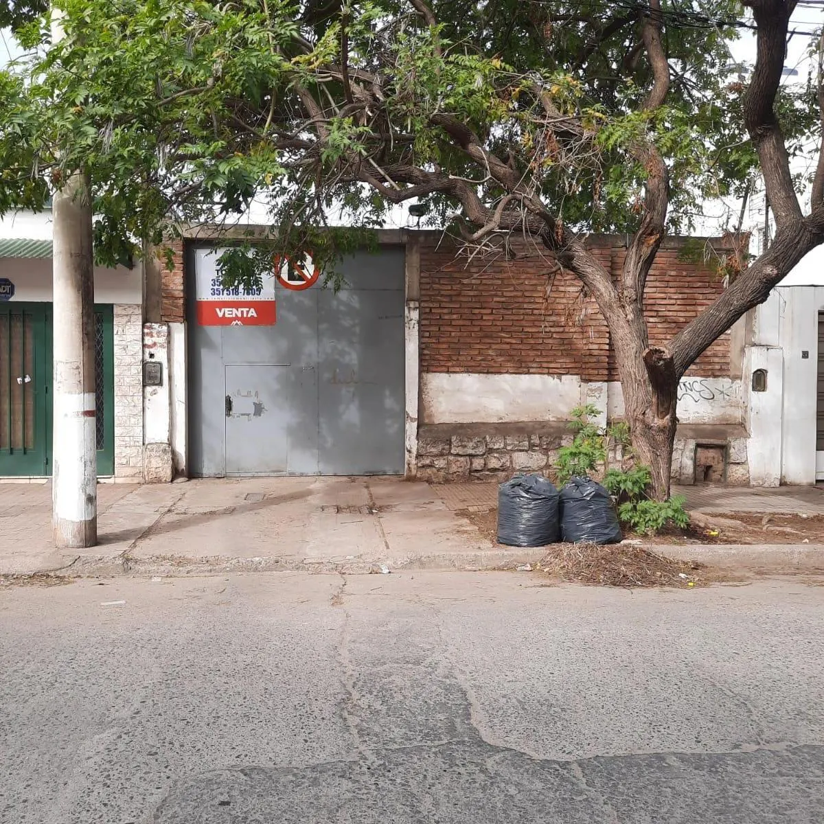 ALBERDI: DR. SILVESTRE REMONDA AL 100  LOTE DE 640 M2 APTO PARA CONSTRUIR 1900 M...