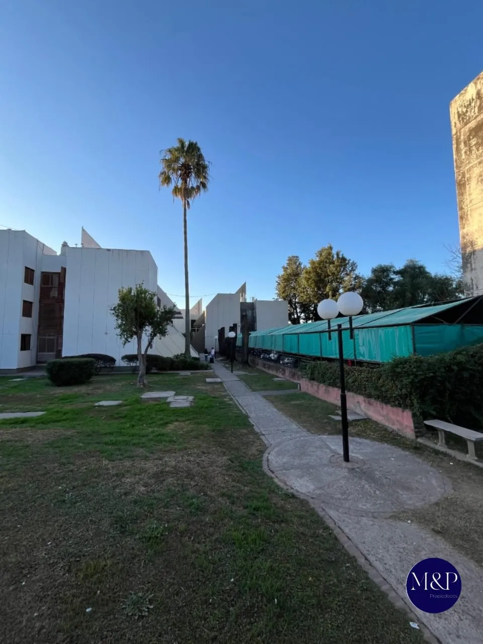 VENTA- DEPARTAMENTO 4 DORMITORIOS- VILLA SAN ISIDRO