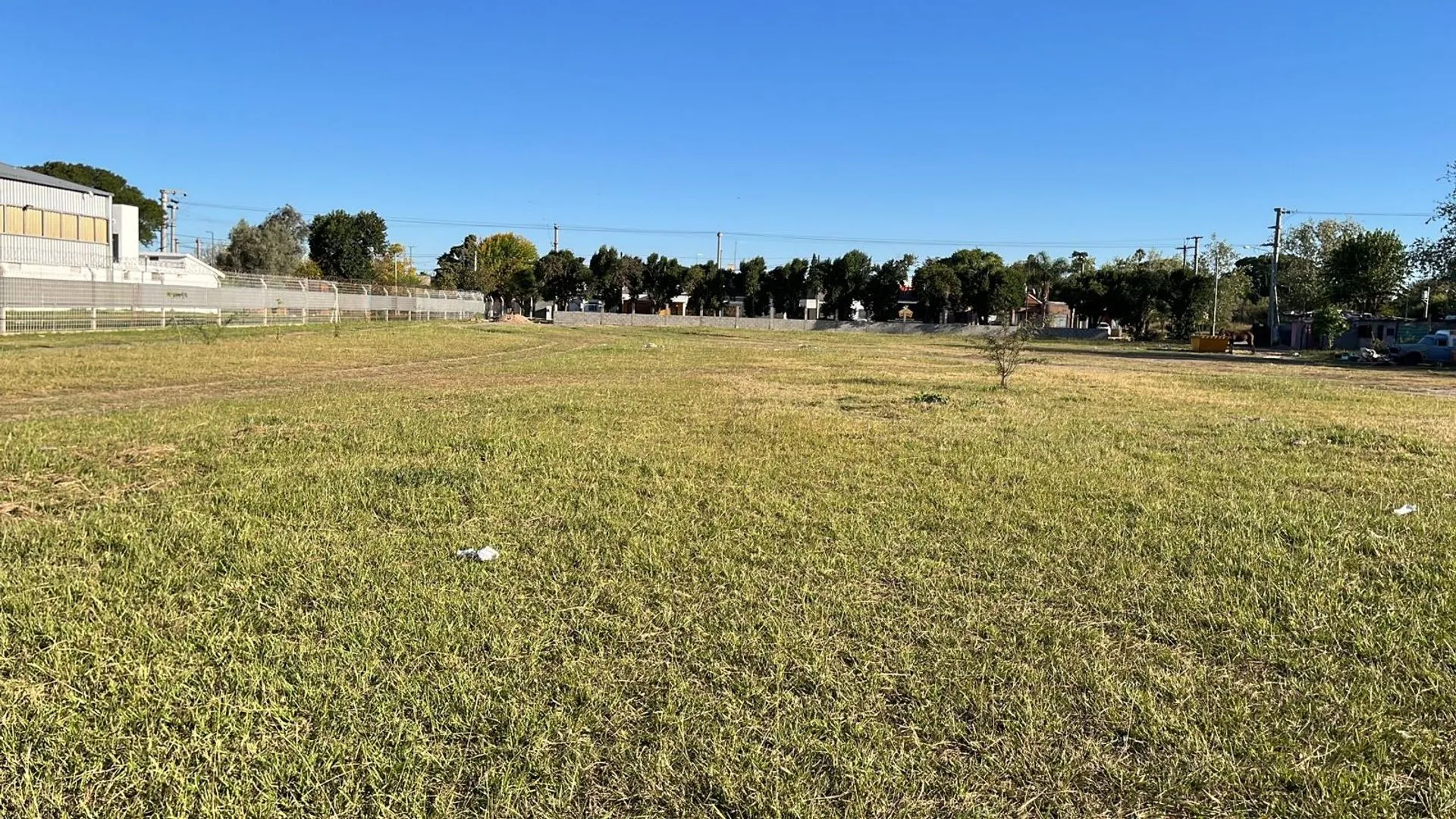 LOTE PARA GALPÓN INDUSTRIAL EN PREDIO CERRADO
