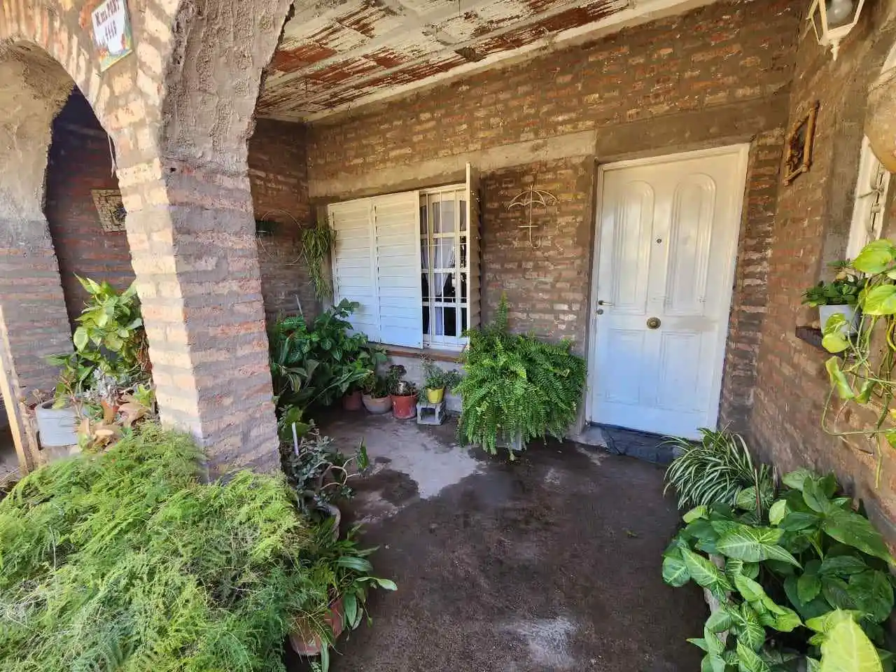 PQUE LICEO III SECCIÓN - MARCO DEL PONT 4400 - CASA EN VENTA