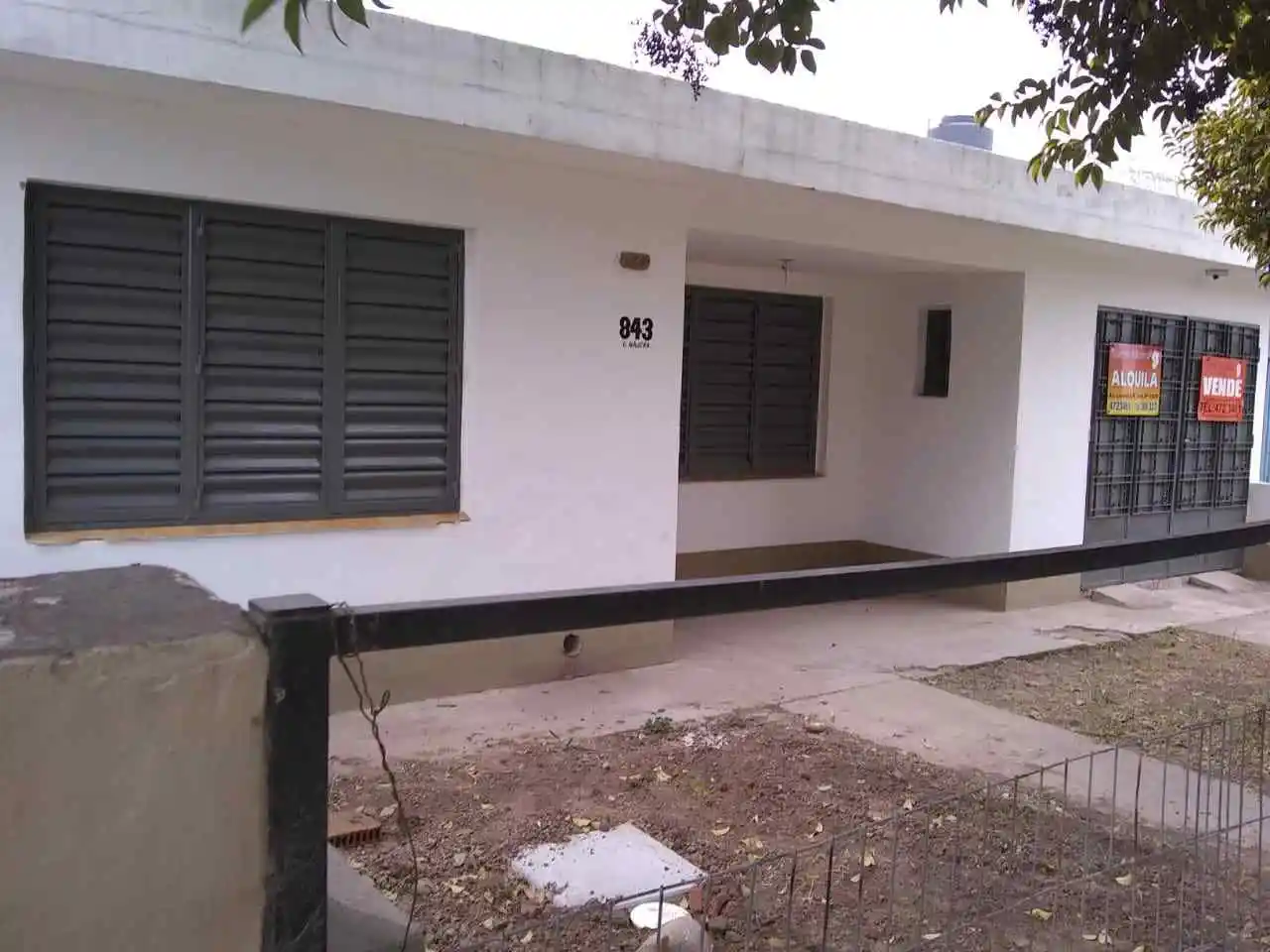 VENDO LICEO II. CASA, 2 DOR. JARDIN. PATIO. GARAGE  C/RENTA + DEPTO 1 DOR, PATIO