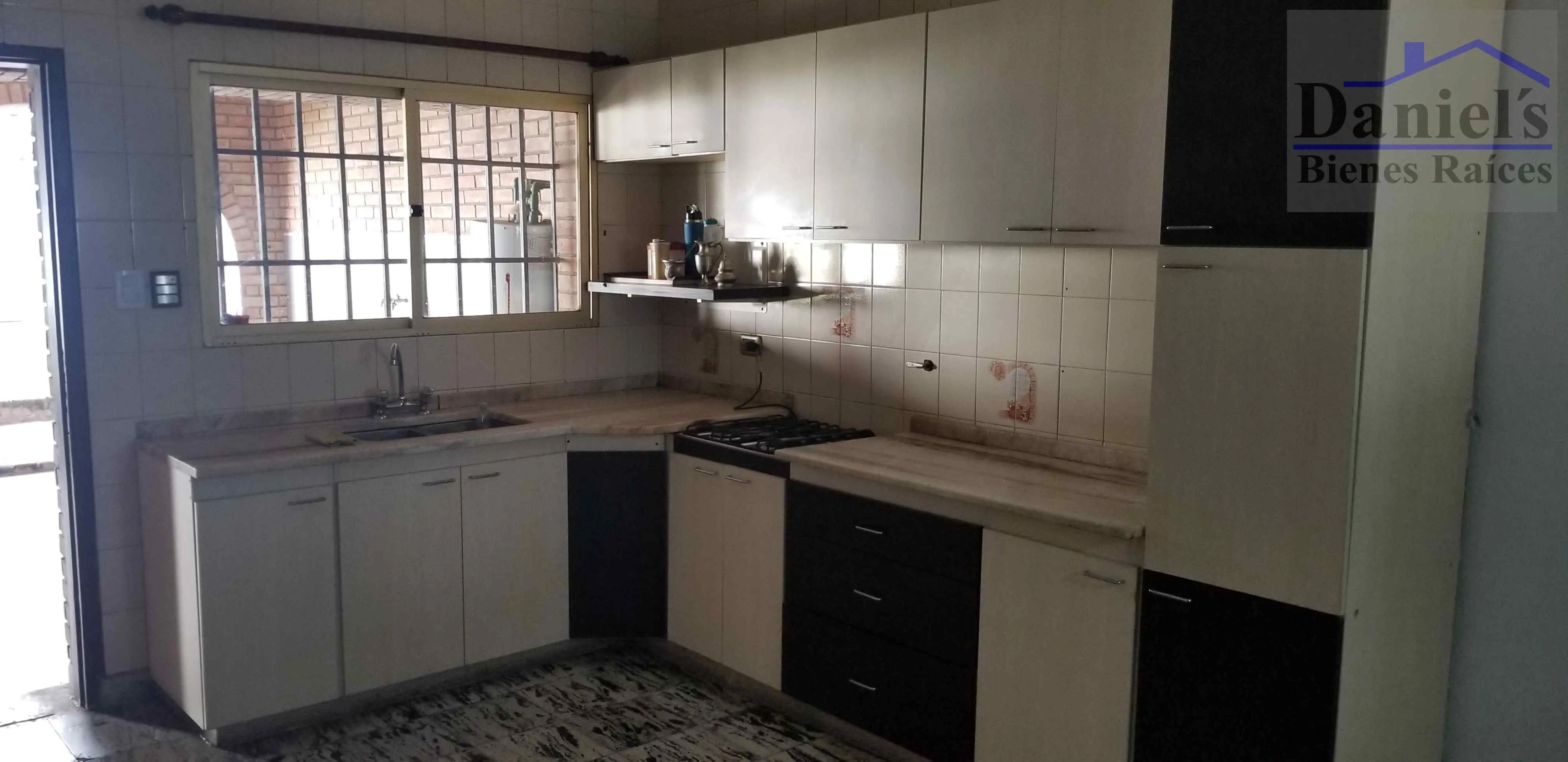 ZONA NORTE, APTA CRÉDITO HIPOTECARIO. CONFORTABLE, EXCELENTE ESTADO