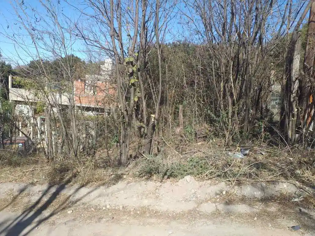 Terreno en R Ceballos, Barrio Sabato. (a mts del centro).