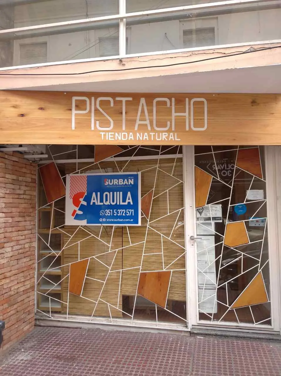 Se VENDE local comercial - cerca a tribunales y cañada -