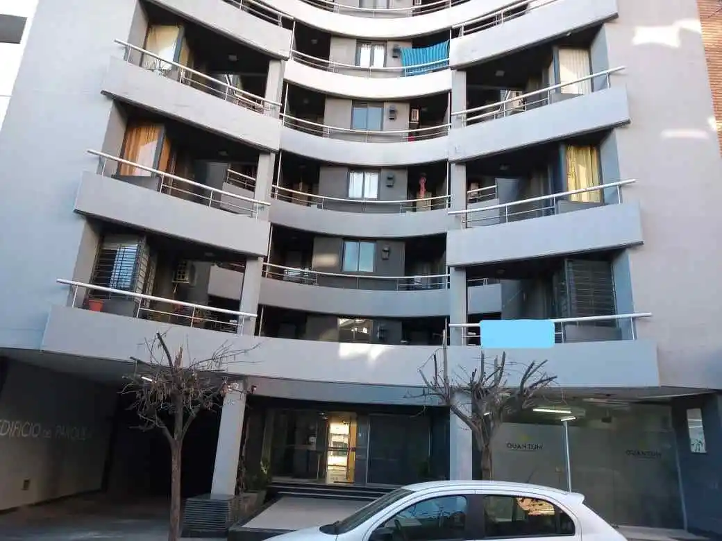 Nueva Córdoba cochera en VENTA!